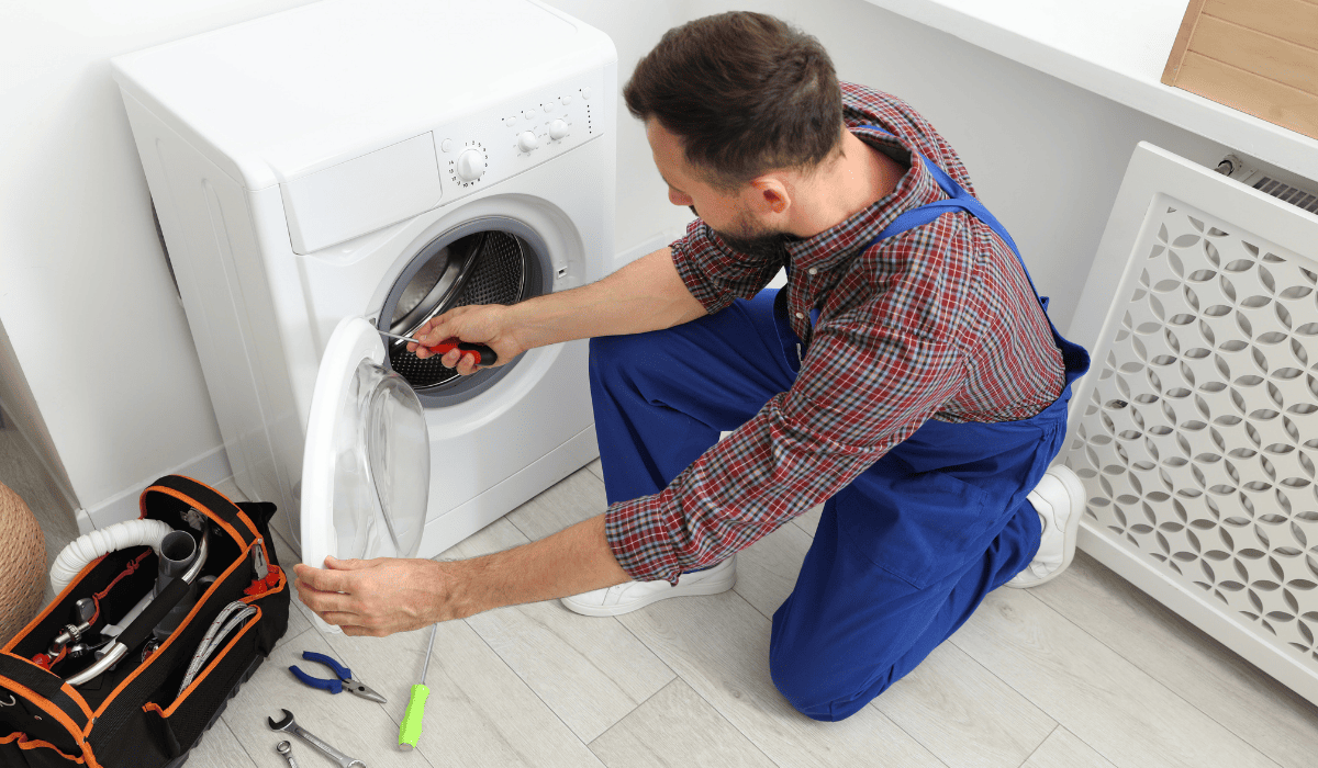 Karşıyaka  Ariston Çamaşır Makinesi Servisi